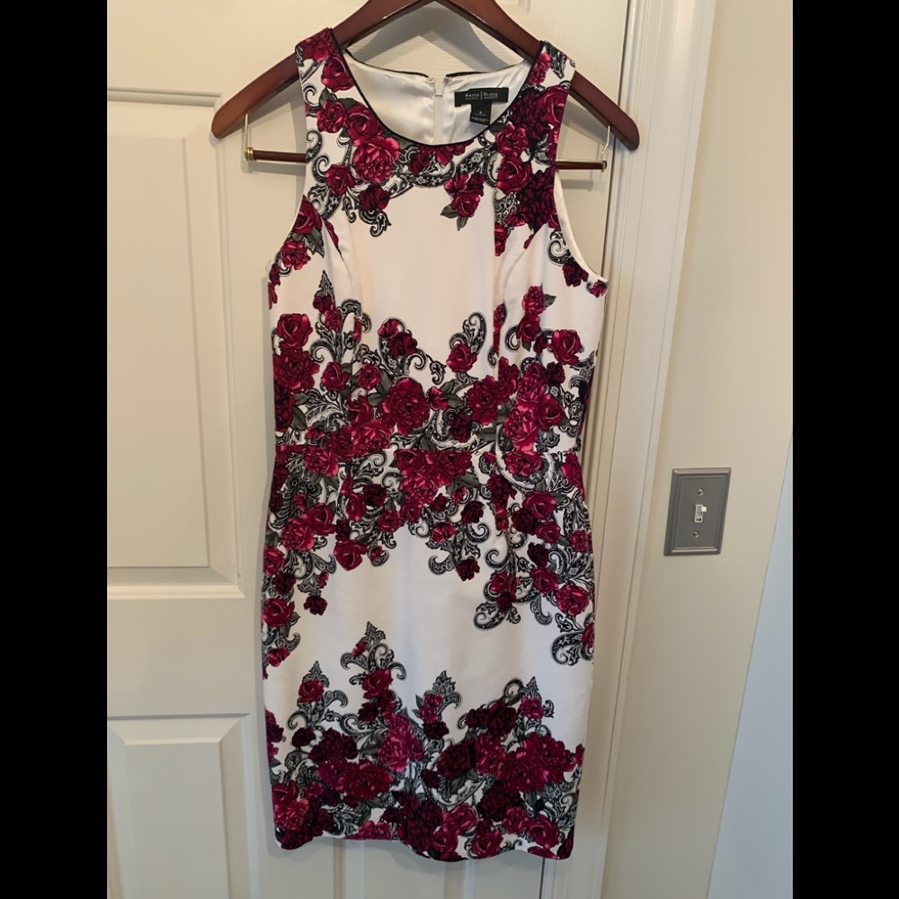 Dress with belt
